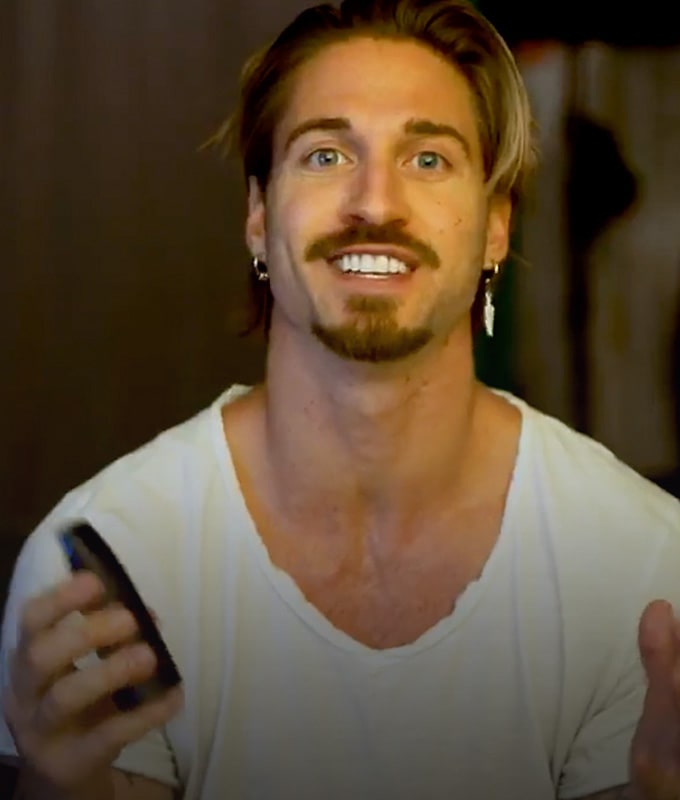 Travis DesLaurier